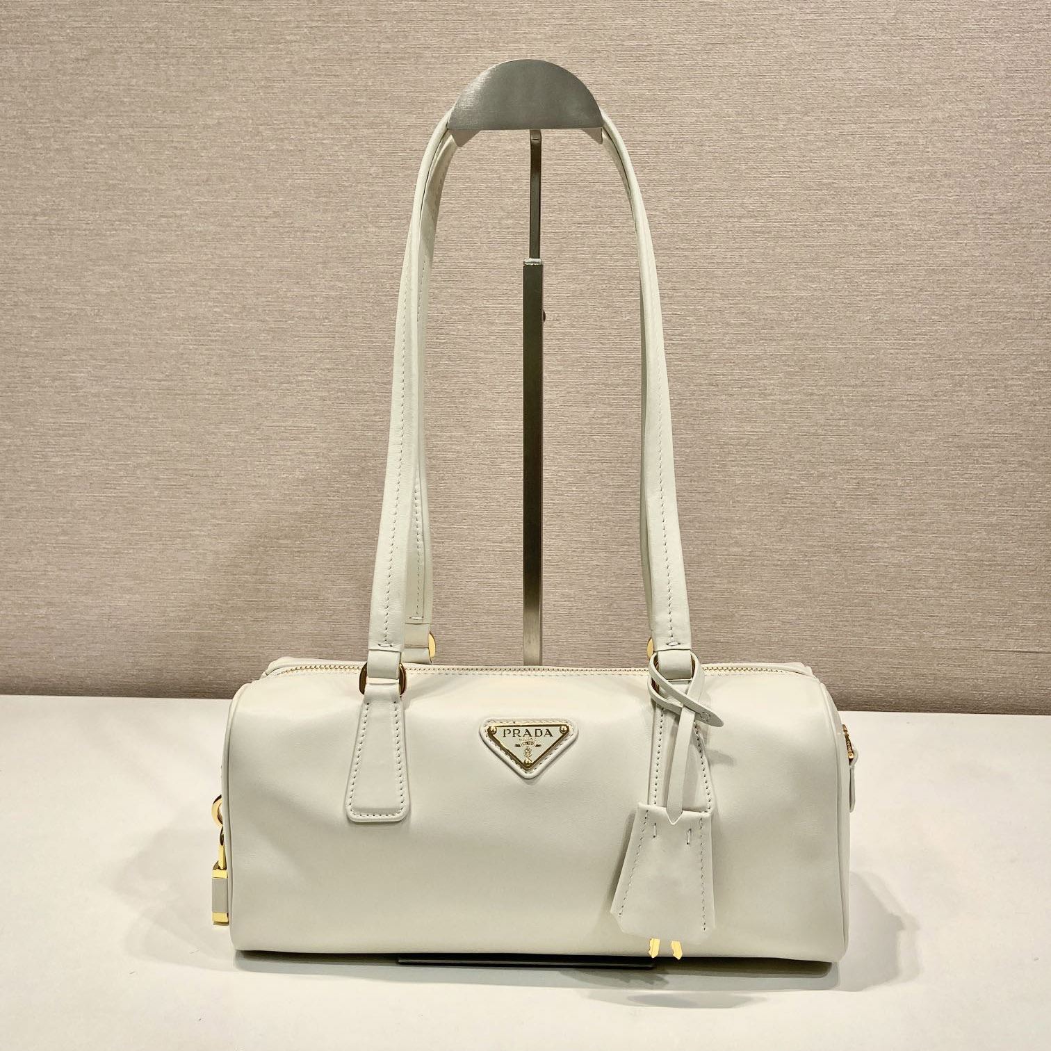Pra*a top handle bags